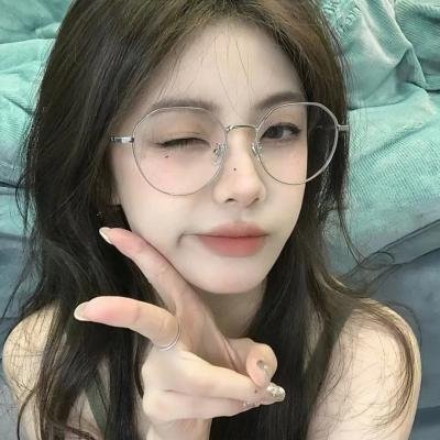 情迷希拉曼地：璀璨名姝